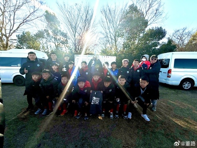  8戰(zhàn)全勝奪日本杯賽冠軍！中國(guó)足球小將發(fā)布感謝信