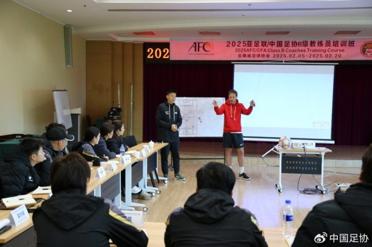  技術(shù)為王，中國足球踏上尋找靈魂之路