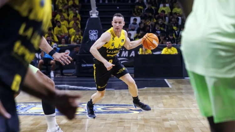  NBA初代老六，42歲進(jìn)入生涯巔峰？！