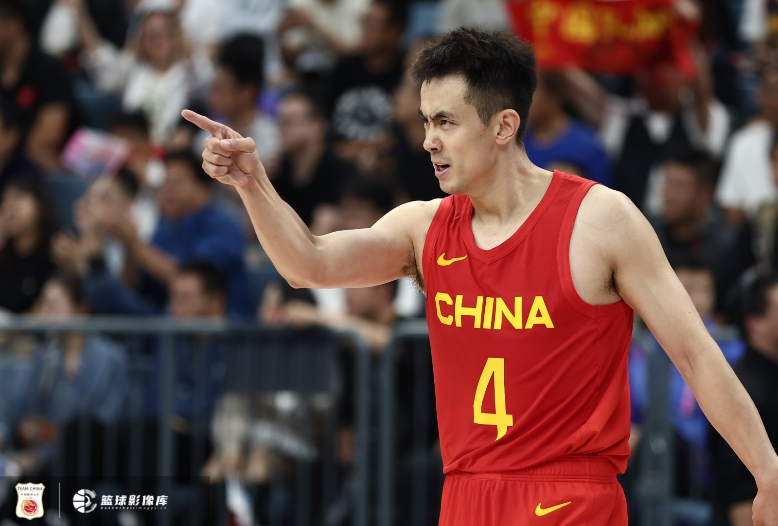  攻防俱佳！趙繼偉半場拿到6分1板4助2斷 正負值+14