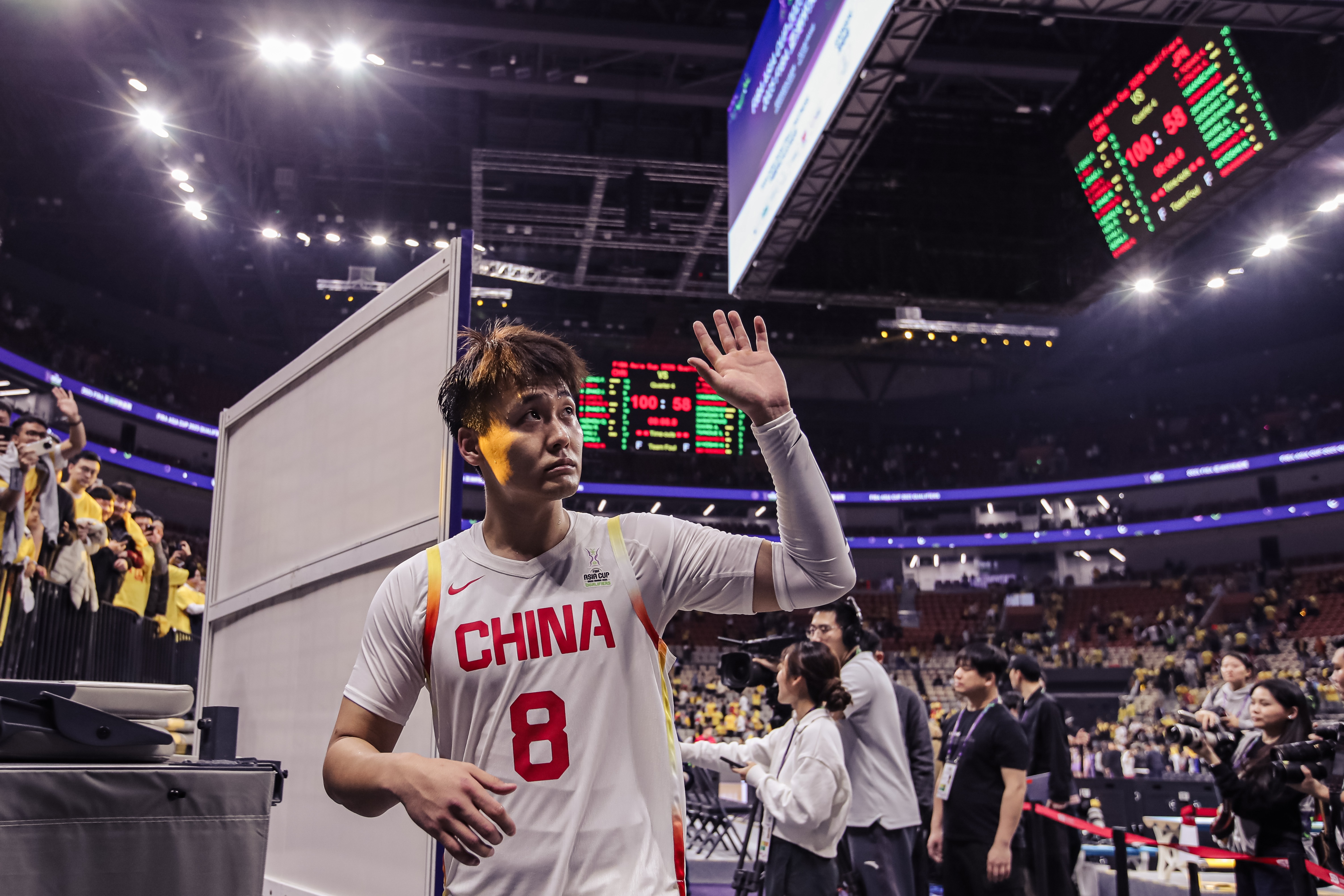  奠定基調！趙睿三分4中3攻下15+5+5 次節(jié)連得10分帶隊拉開分差