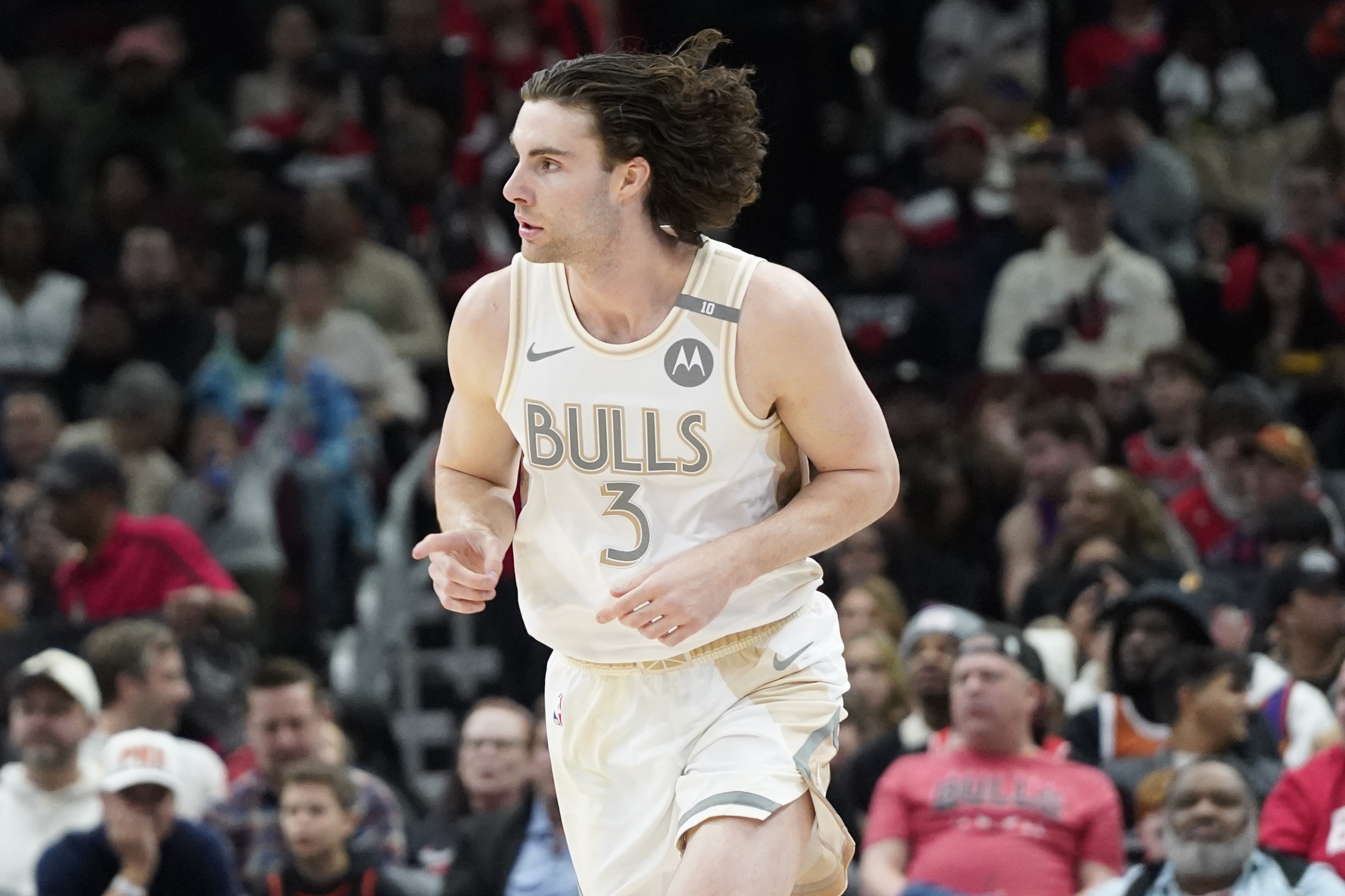  比肩喬詹登約威東魔！基迪最近10場(chǎng)220分96板100助 NBA歷史第8人